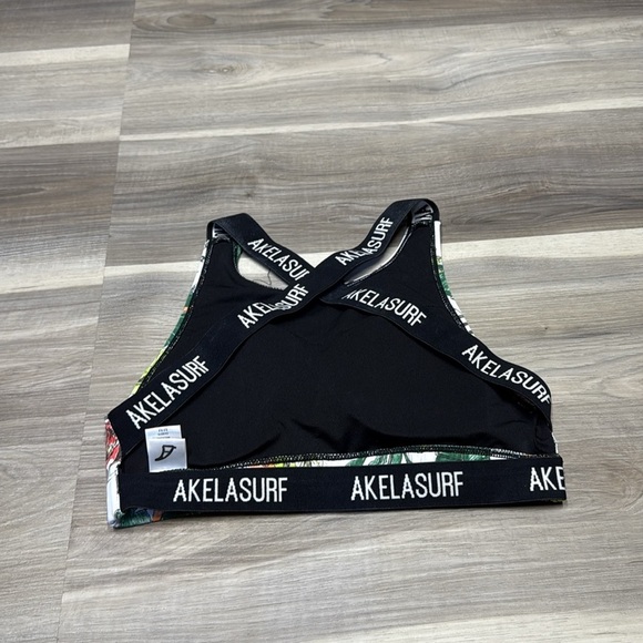 Akelasurf skull and tropical sports bra size medium - Picture 7 of 9